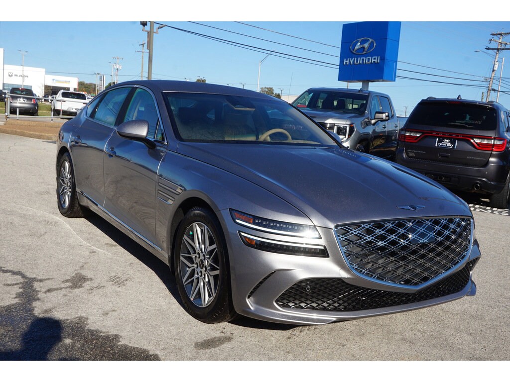 2025 Genesis G80 2.5T AWD photo 2