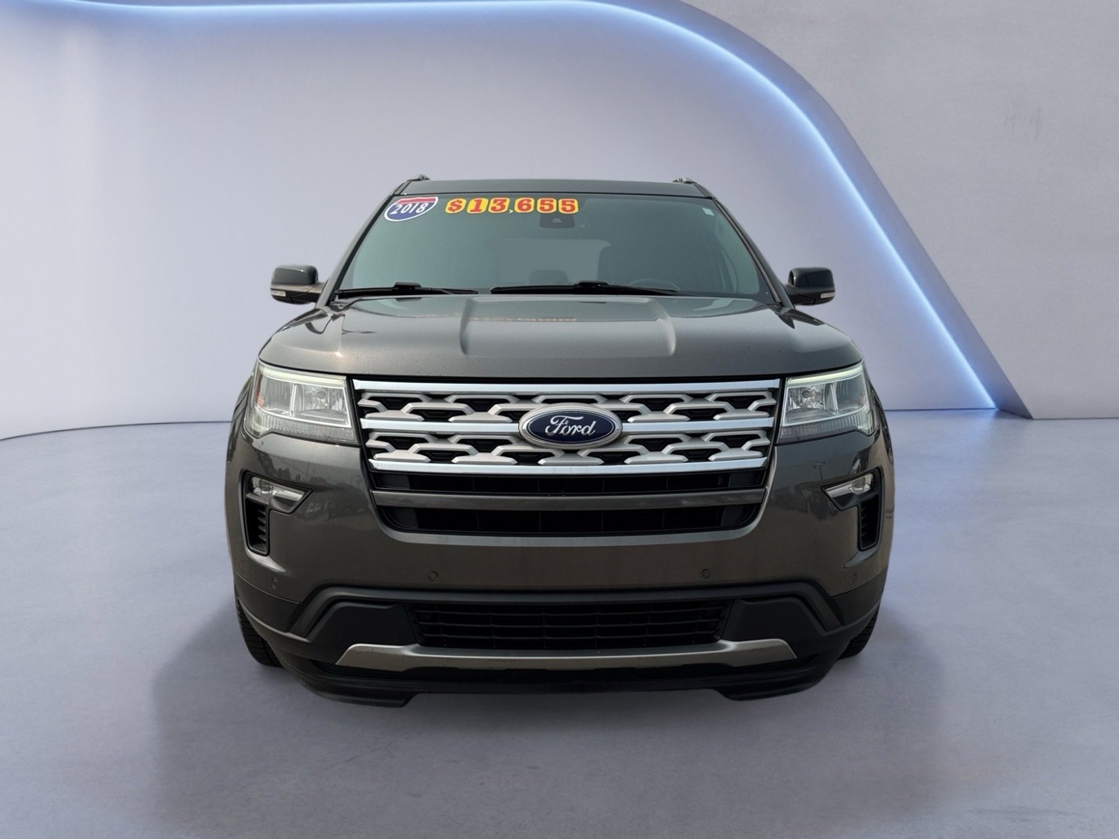 2018 Ford Explorer XLT photo 2