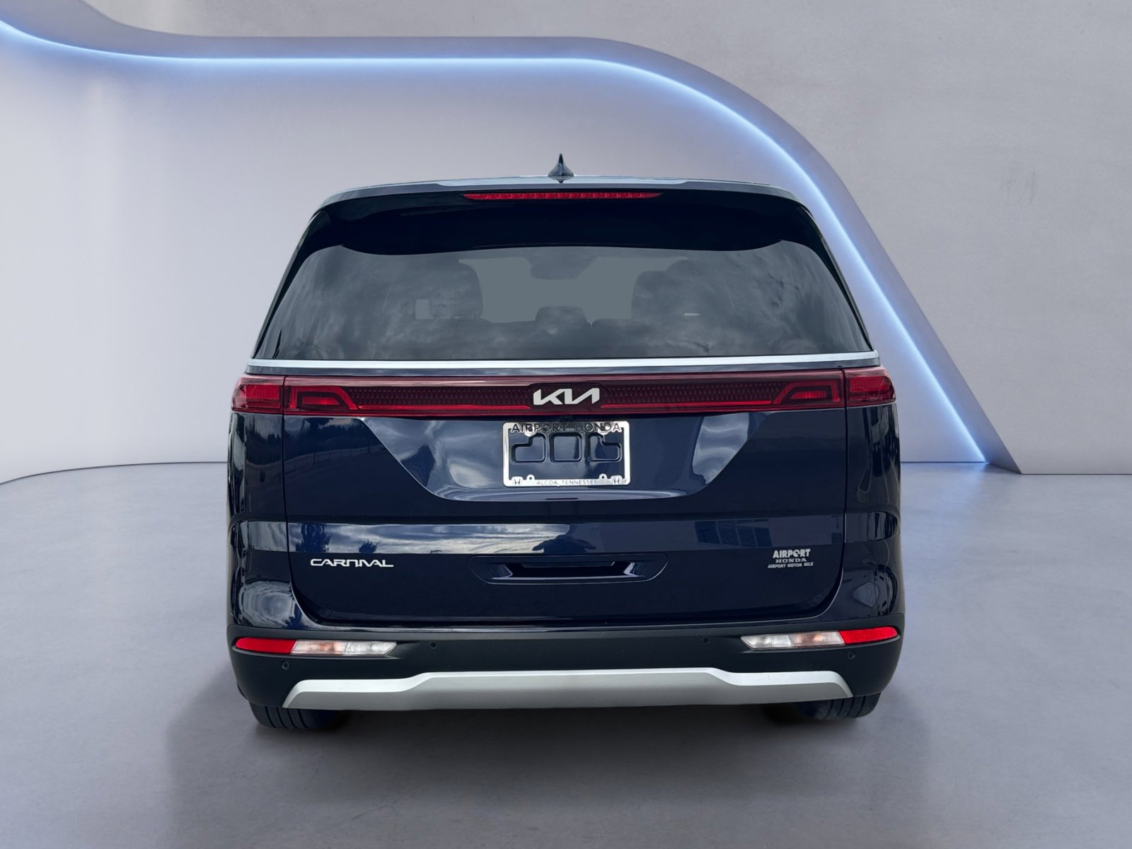 2023 Kia Carnival LX photo 3