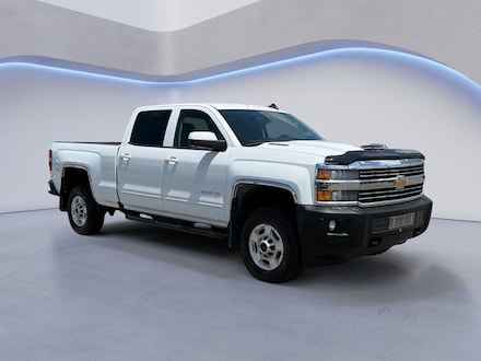 2017 Chevrolet Silverado 2500HD LT Truck Crew Cab
