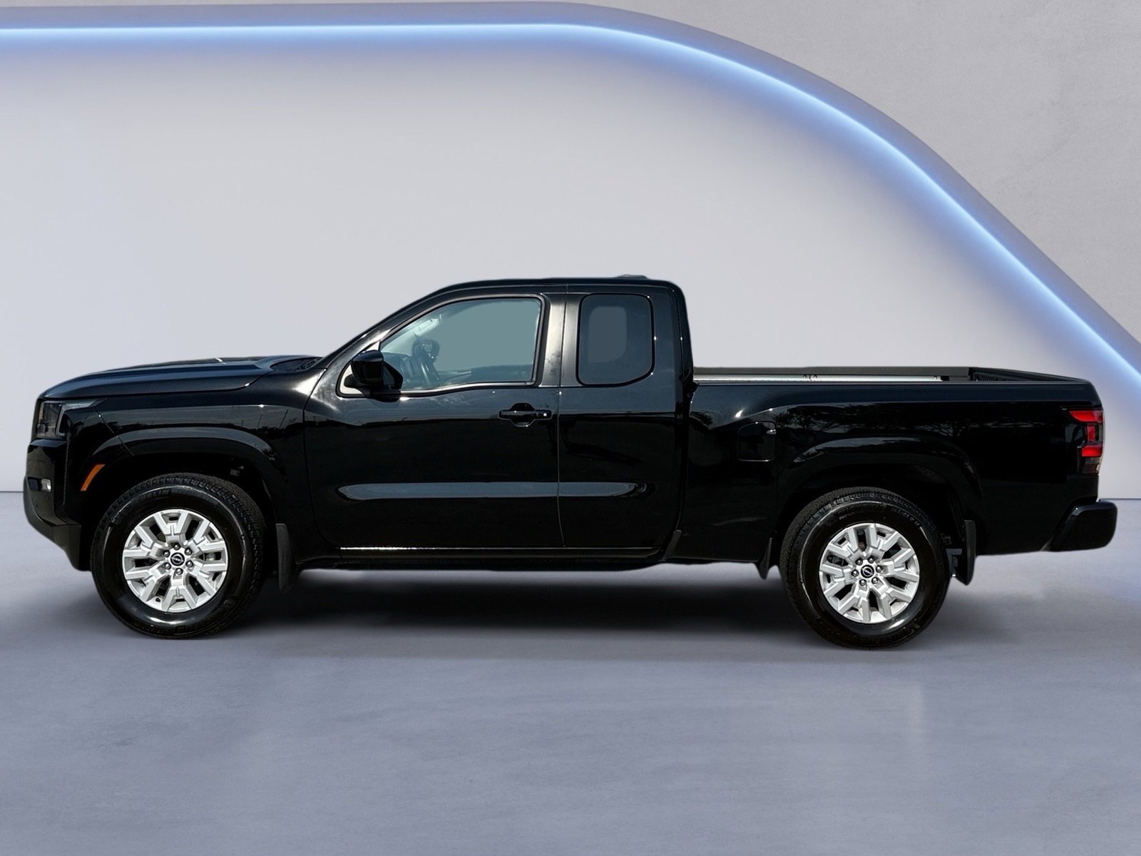 2024 Nissan Frontier King Cab SV photo 2
