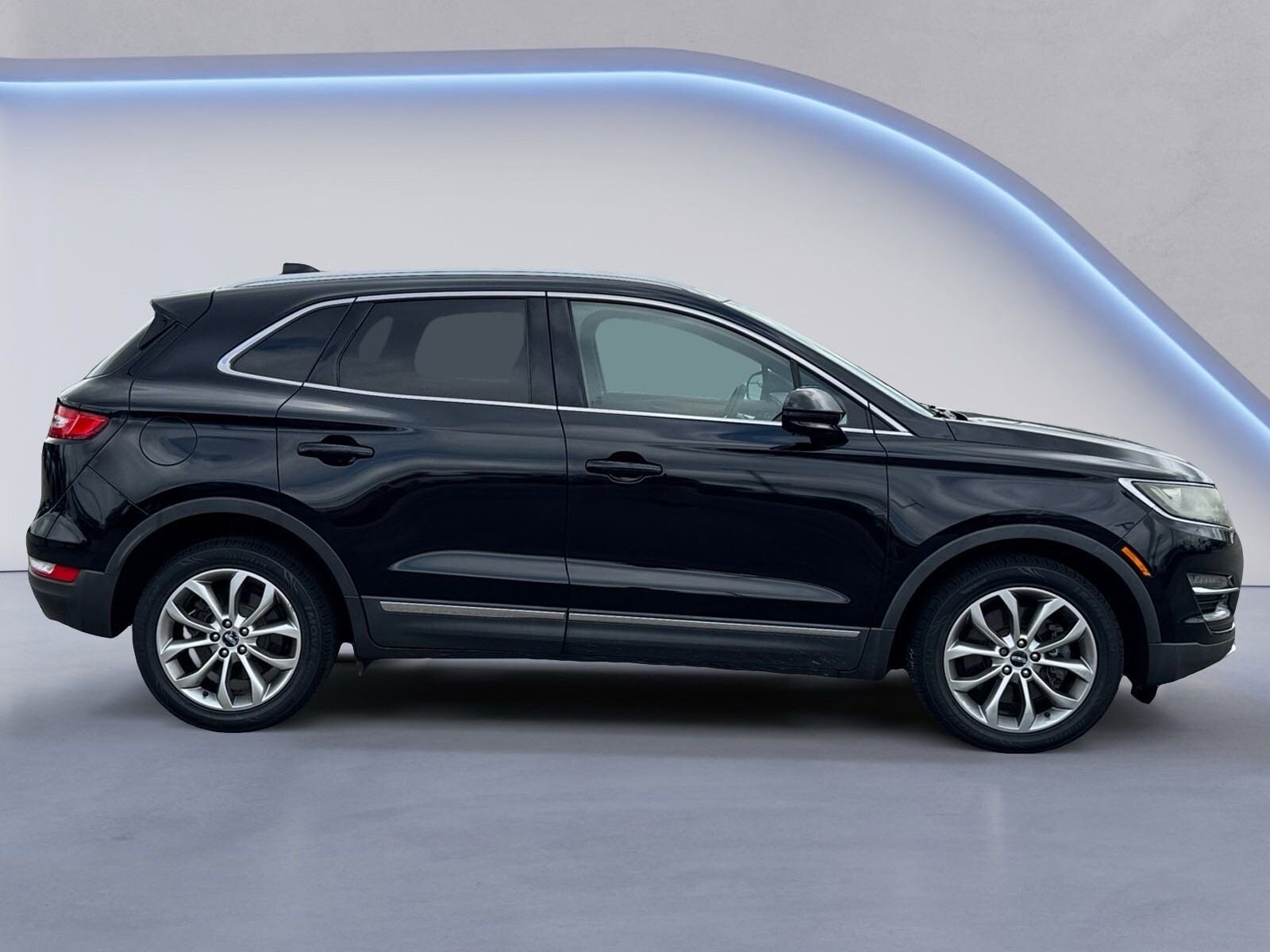2017 Lincoln MKC Select photo 2