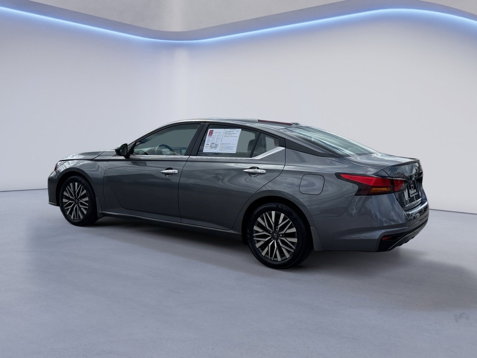 2024 Nissan Altima 2.5 SV photo 3
