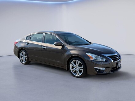 2013 Nissan Altima 3.5 SV Sedan
