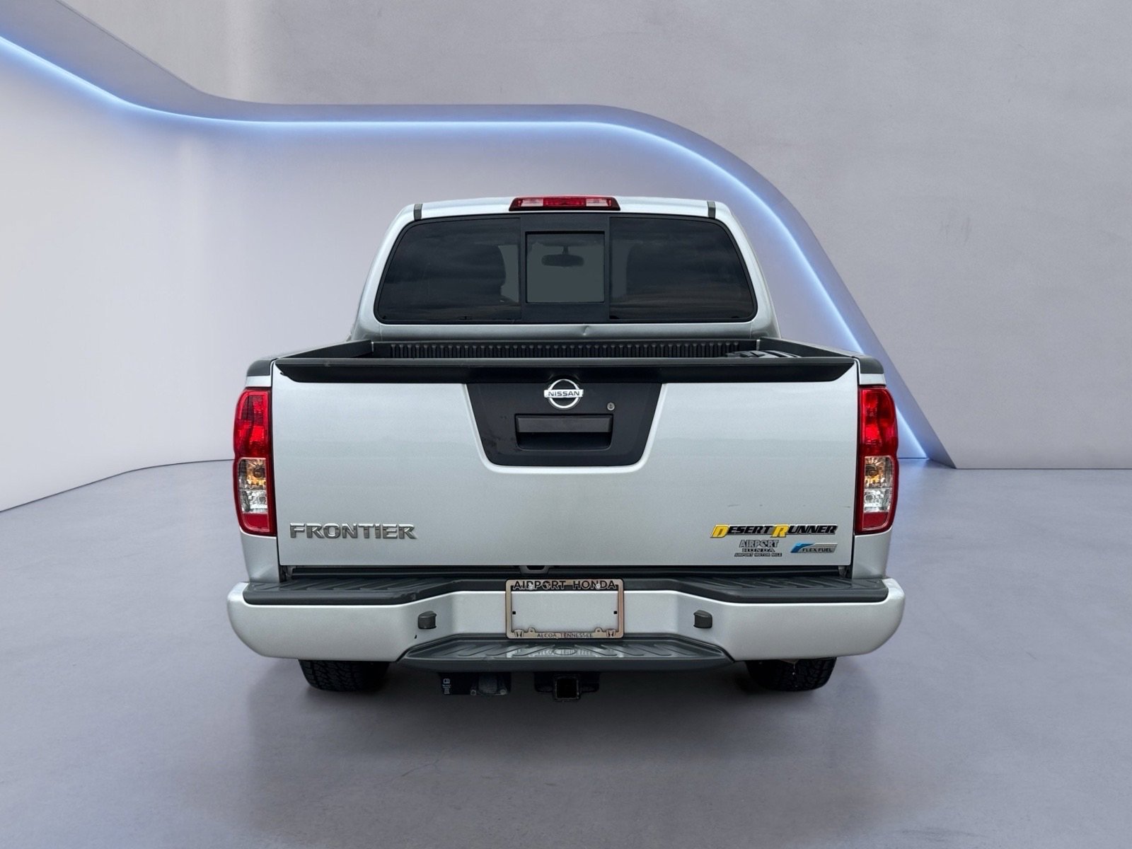 2019 Nissan Frontier Crew Cab Desert Runner photo 4