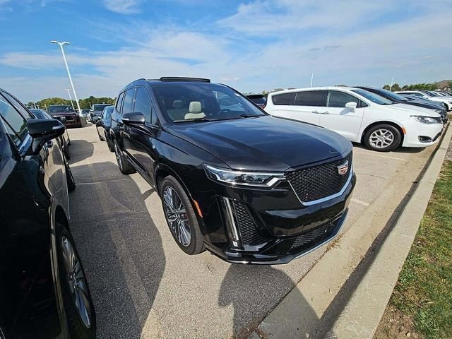 2023 Cadillac XT6 Sport