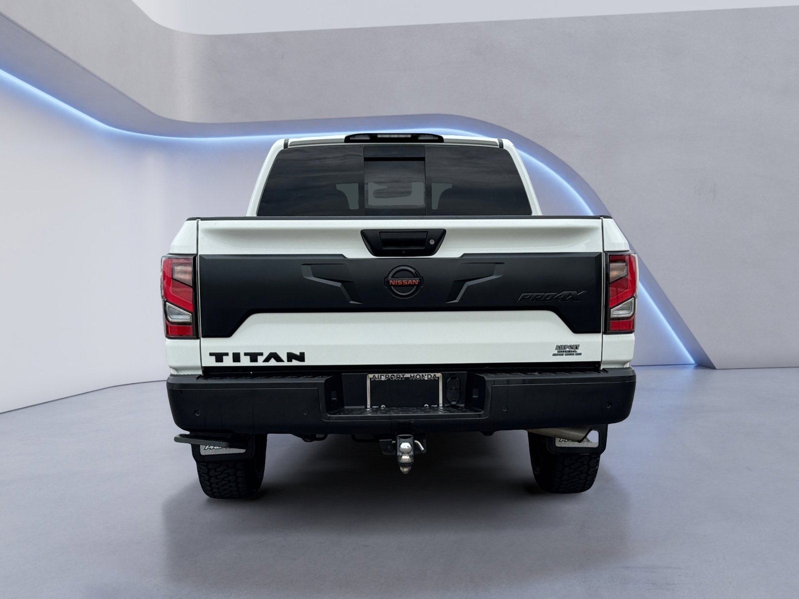 2021 Nissan Titan PRO-4X photo 4