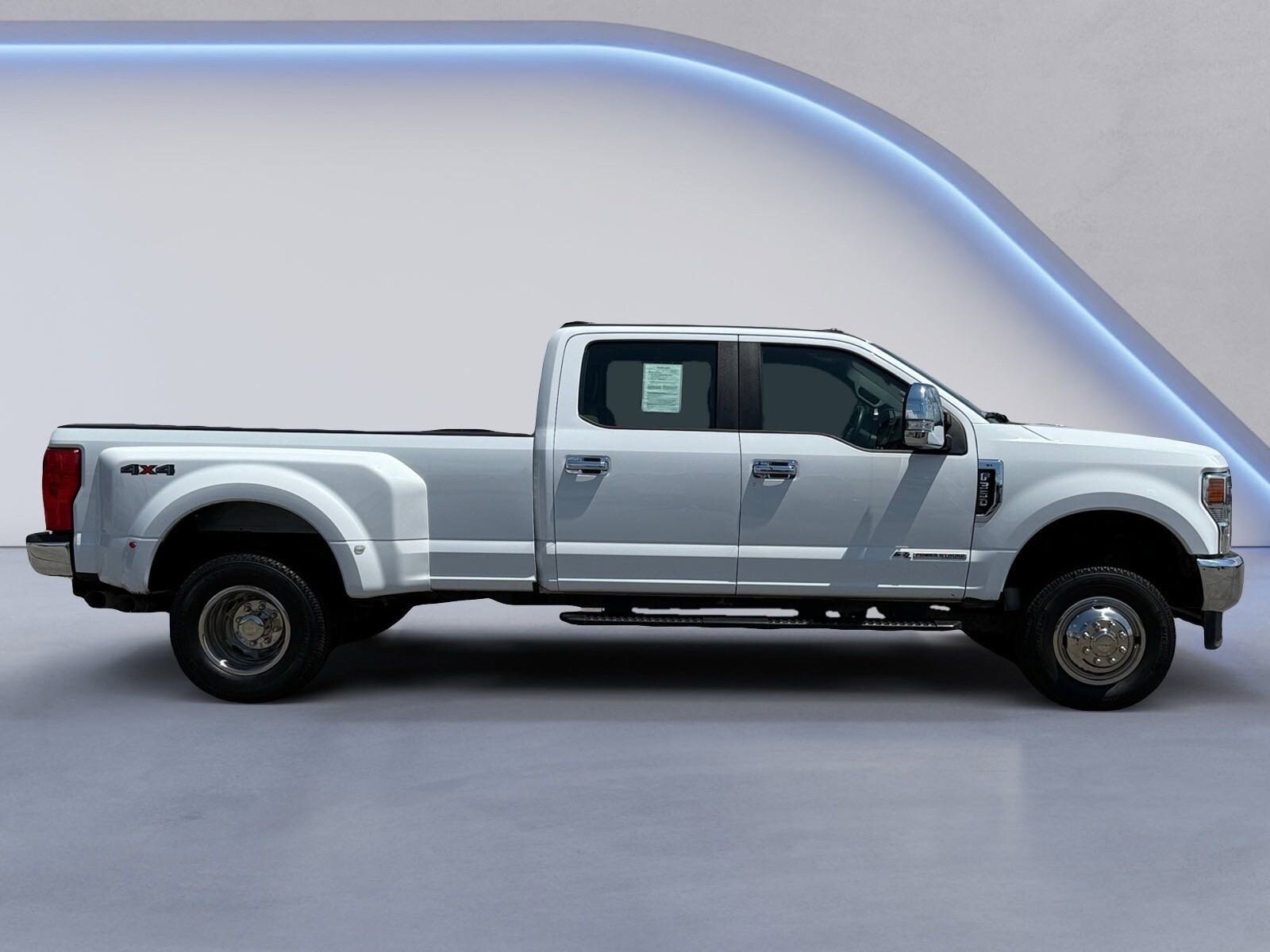 2022 Ford F-350 XL photo 2