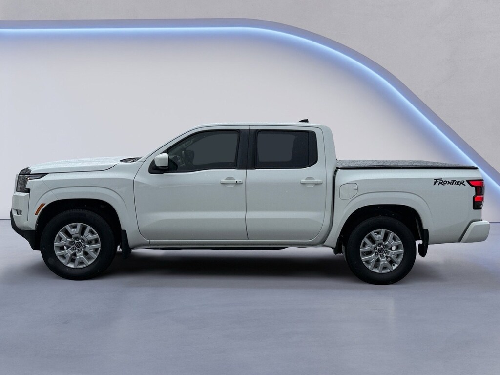 Used 2024 Nissan Frontier SV SV Crew Cab 4x2