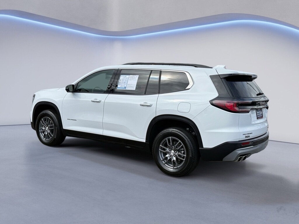 Used 2025 GMC Acadia FWD Elevation FWD  Elevation