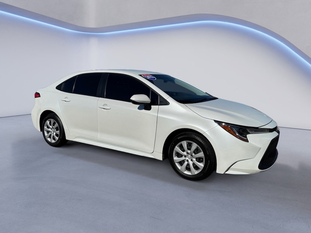 Used 2022 Toyota Corolla LE Sedan