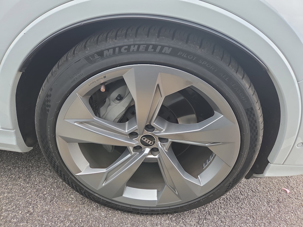 Used 2021 Audi Q7 Prestige SUV