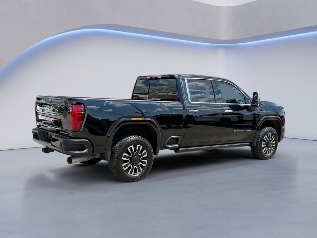 Used 2025 GMC Sierra 2500HD Denali Ultimate 4WD Crew Cab 159 Denali Ultimate