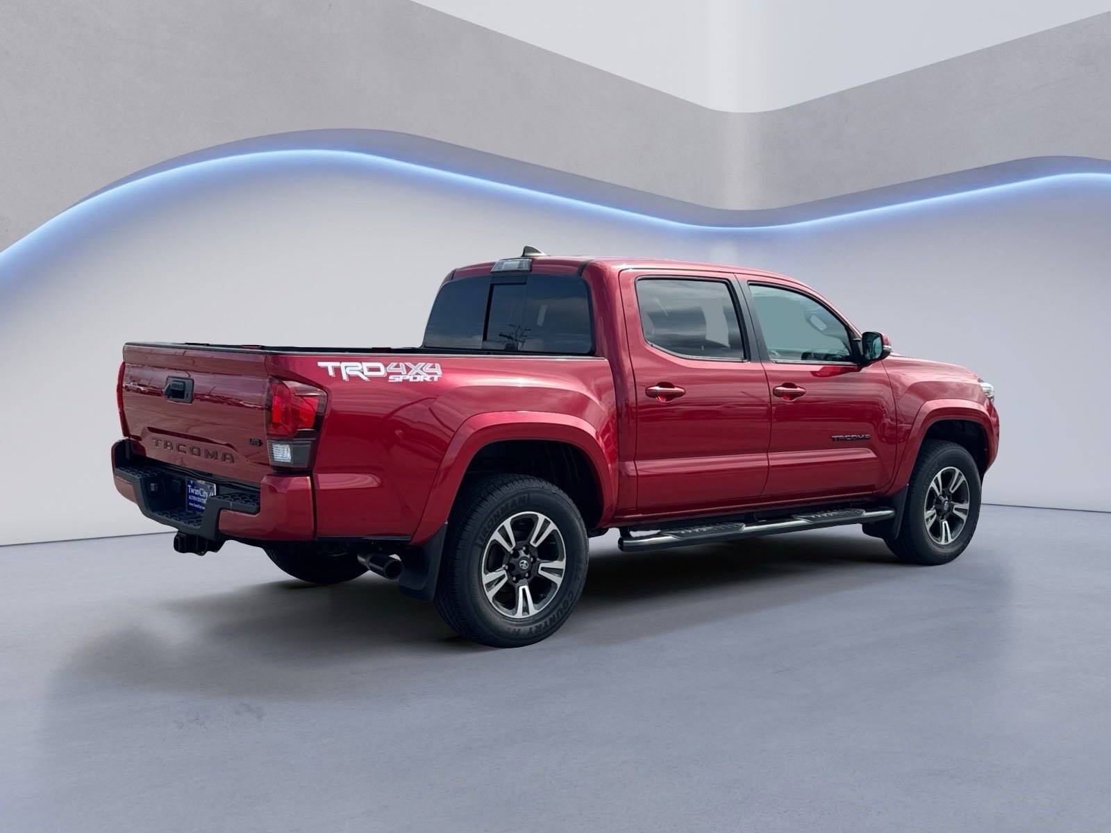 2019 Toyota Tacoma TRD Sport 4x4 SR Double Cab photo 3