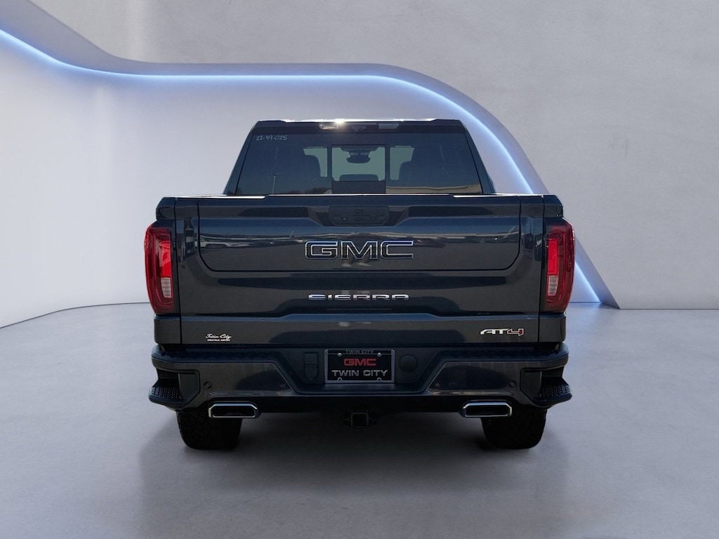 Used 2022 GMC Sierra 1500 AT4 4WD Crew Cab 147 AT4