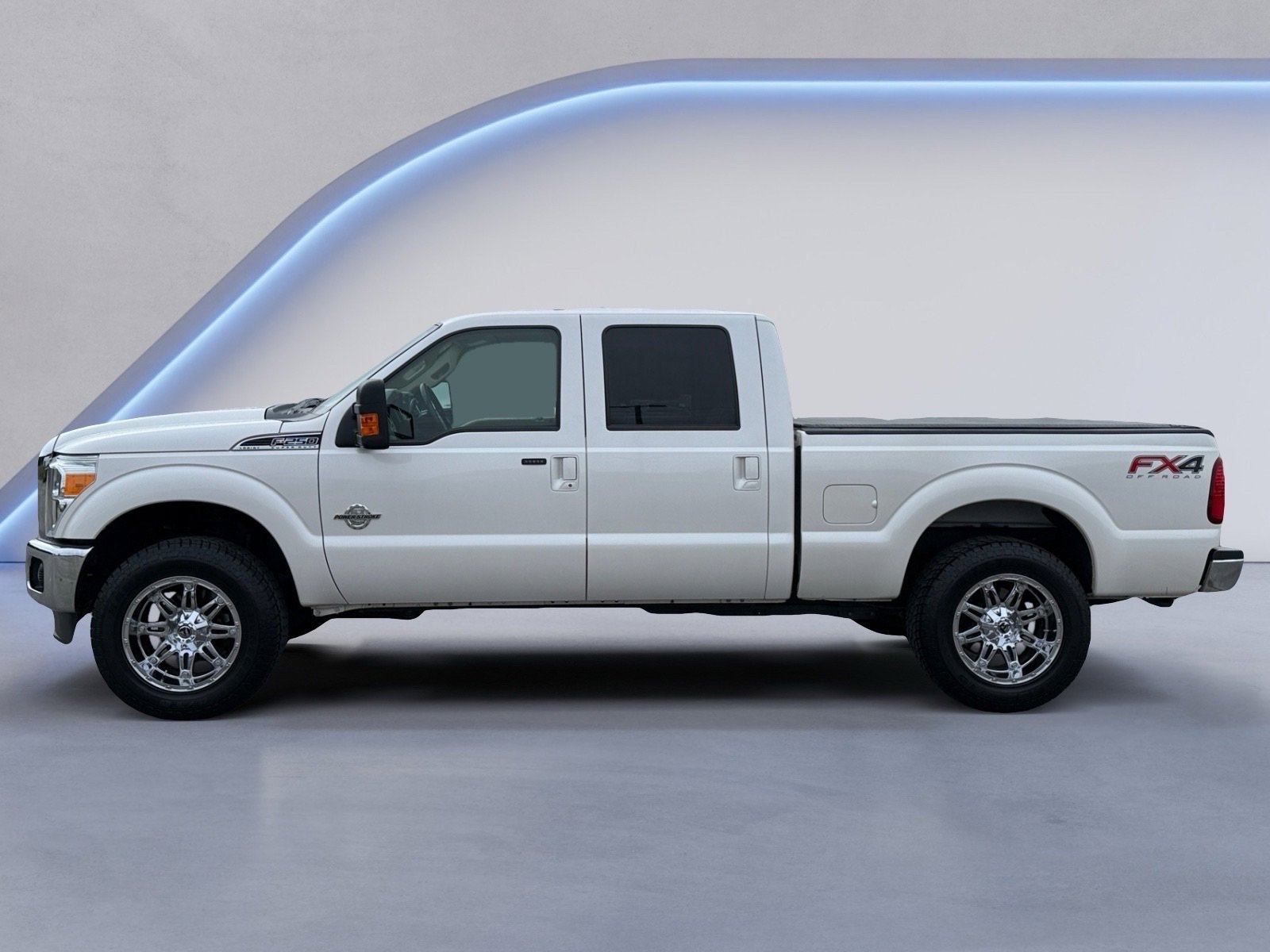 2016 Ford F-250 Lariat photo 2