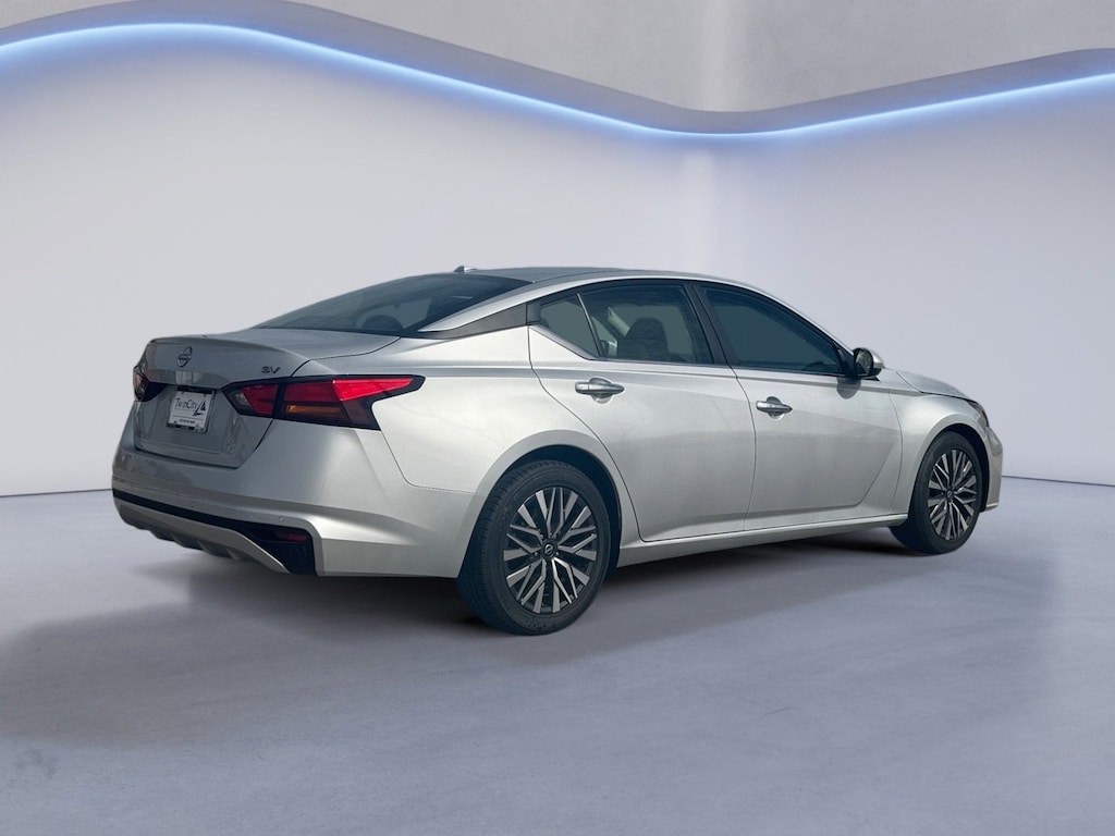 Certified 2023 Nissan Altima 2.5 SV Sedan