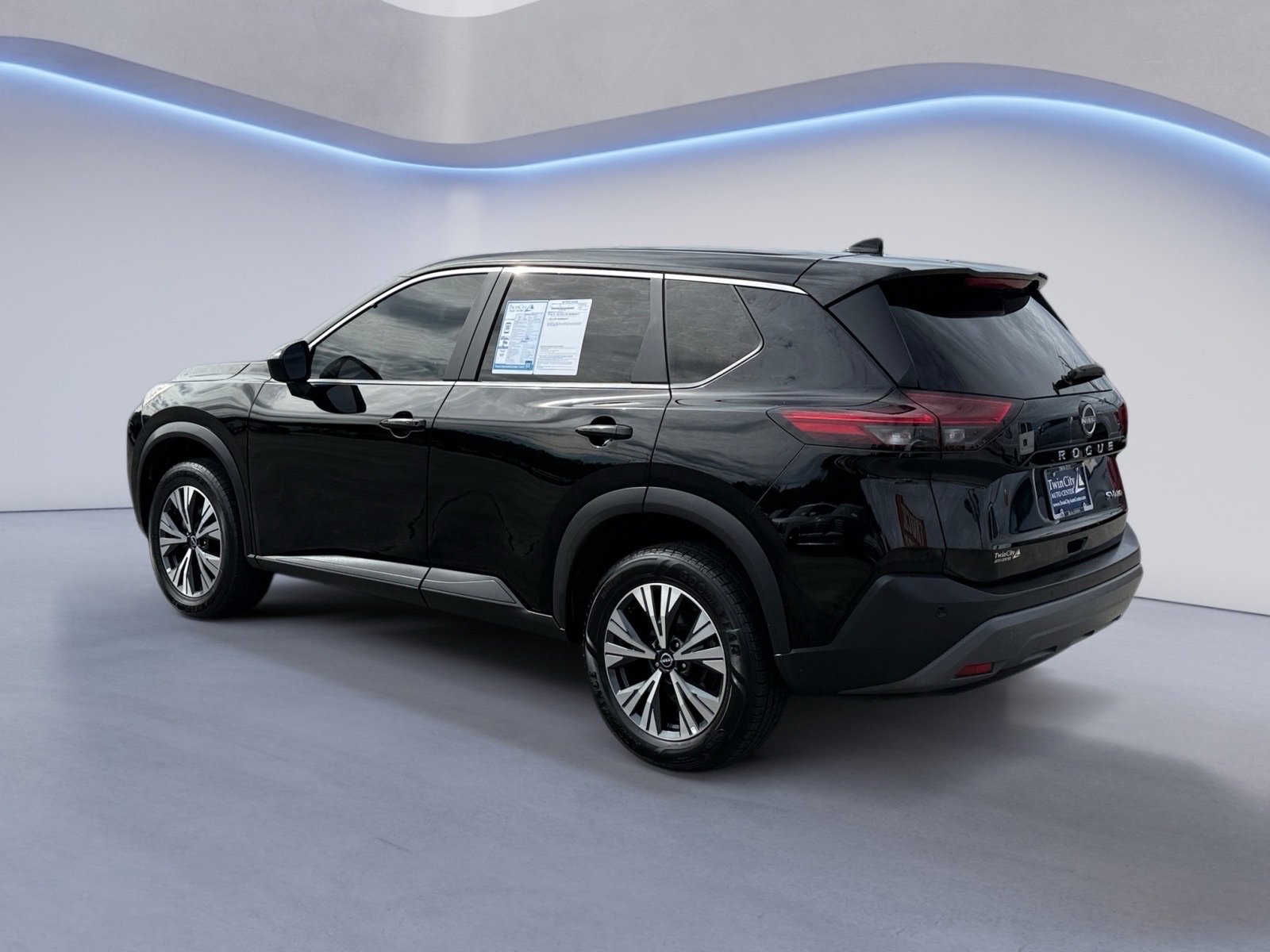 2023 Nissan Rogue SV photo 3