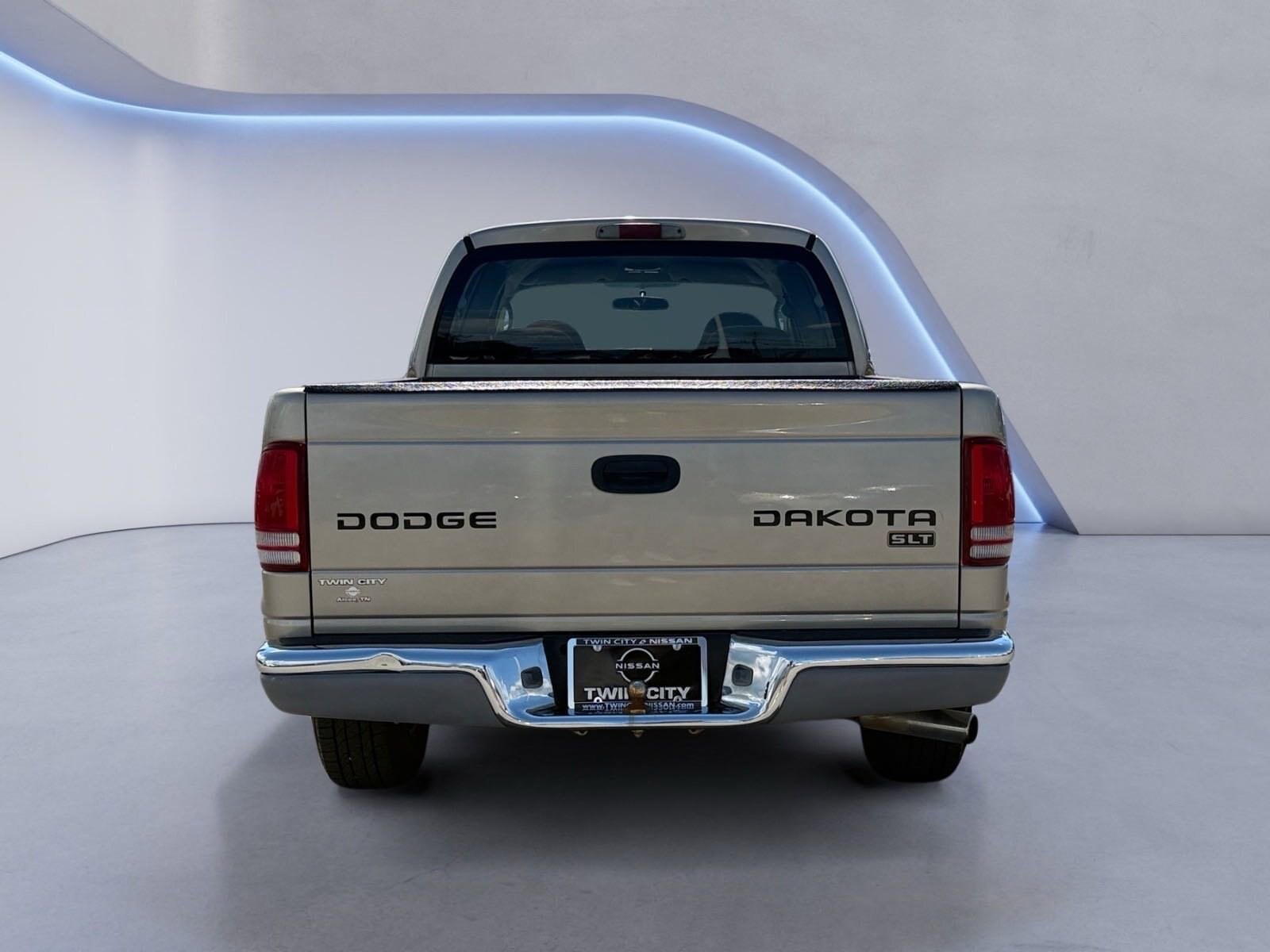 2004 Dodge Dakota Quad Cab SLT photo 4