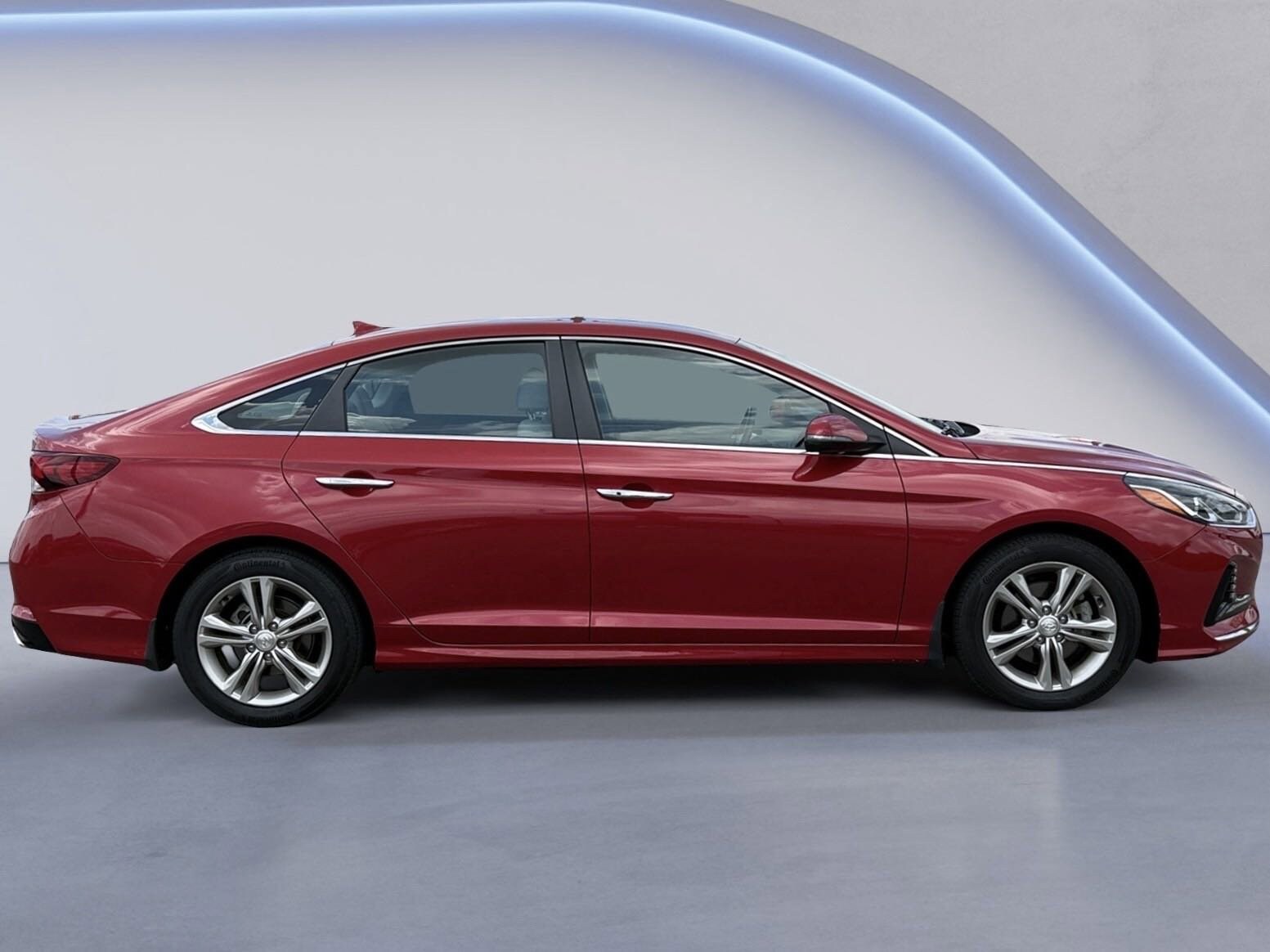 2018 Hyundai Sonata SEL photo 2