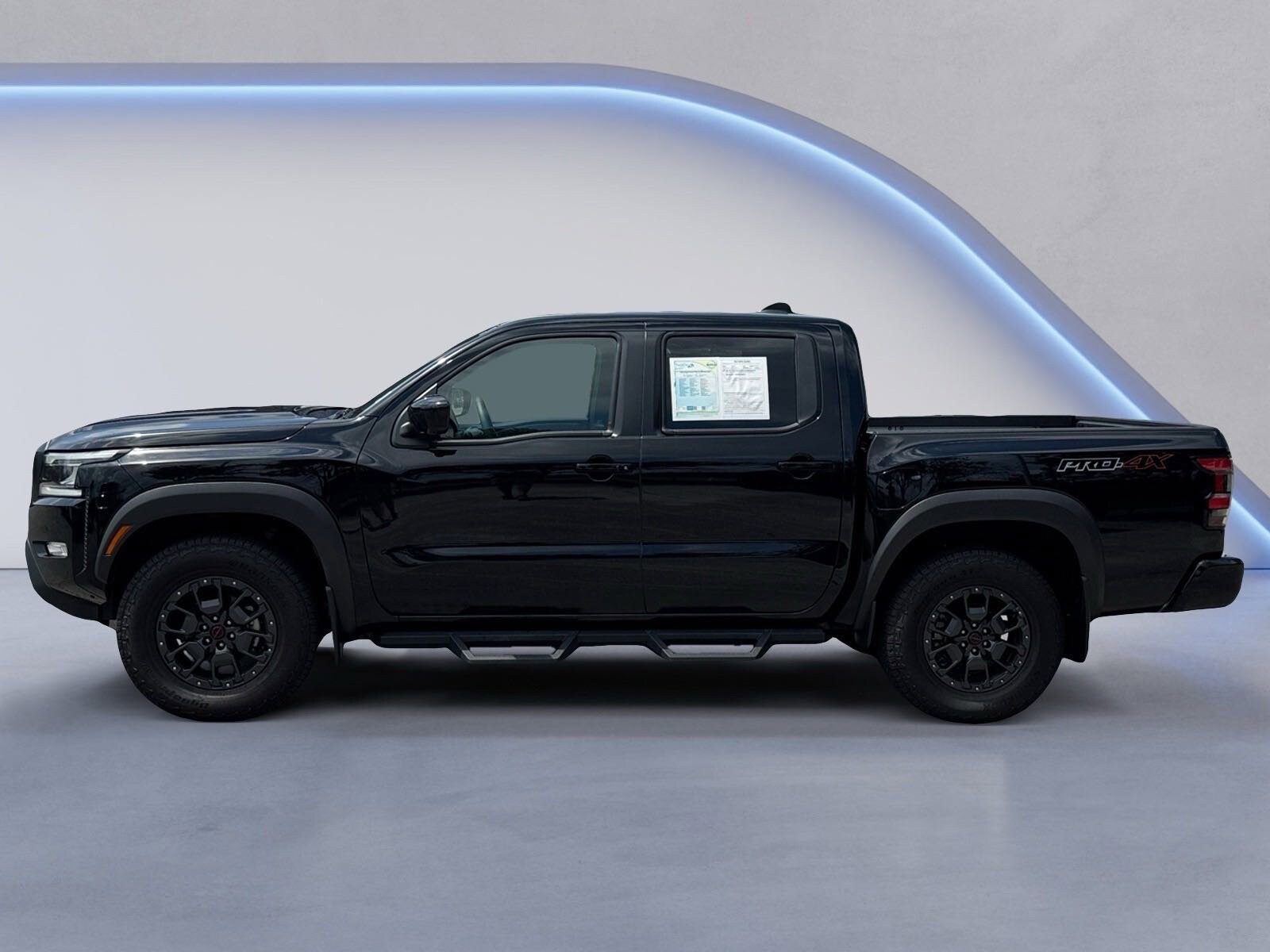 2024 Nissan Frontier PRO-4X Crew Cab photo 4