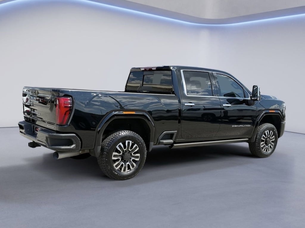 Used 2024 GMC Sierra 2500HD Denali Ultimate 4WD Crew Cab 159 Denali Ultimate