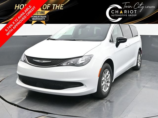 2026 Chrysler Voyager LX's photo