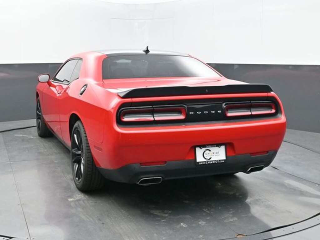 Used 2018 Dodge Challenger SXT Coupe