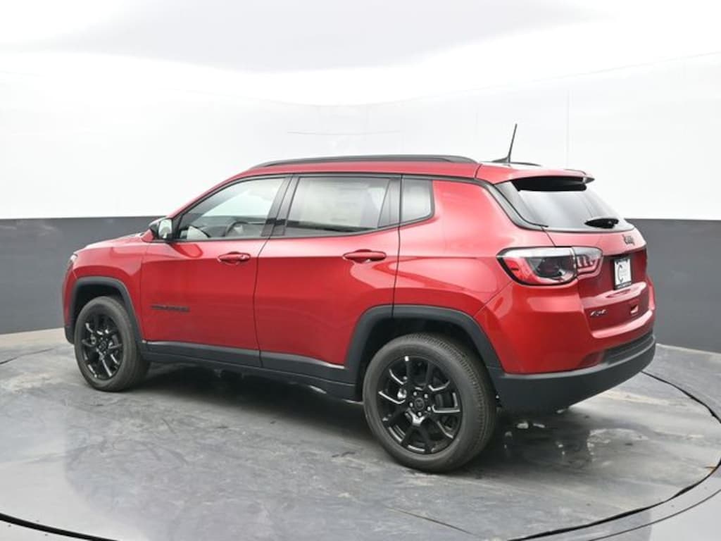New 2026 Jeep Compass Latitude Sport Utility