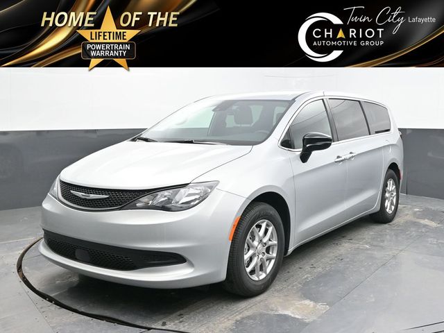 2026 Chrysler Voyager LX's photo