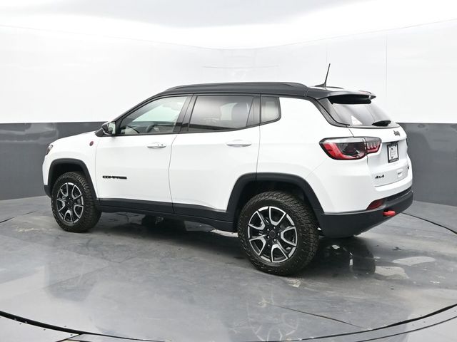 2026 Jeep Compass Trailhawk Sport photo 3