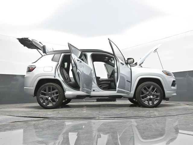 2025 Jeep Compass Limited - Photo 69