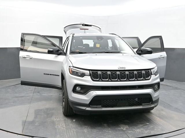 2025 Jeep Compass Latitude - Photo 63