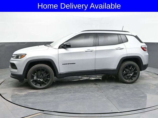 2025 Jeep Compass Latitude photo 2
