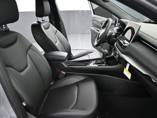 2025 Jeep Compass Limited - Photo 23