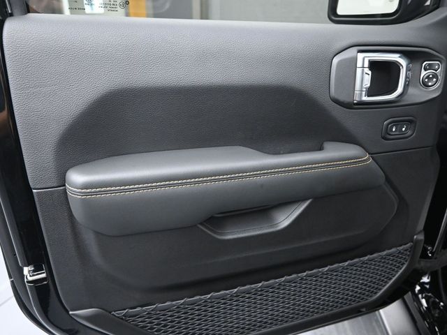 2025 Jeep Wrangler 4-Door Rubicon 392 Final Edition - Photo 12