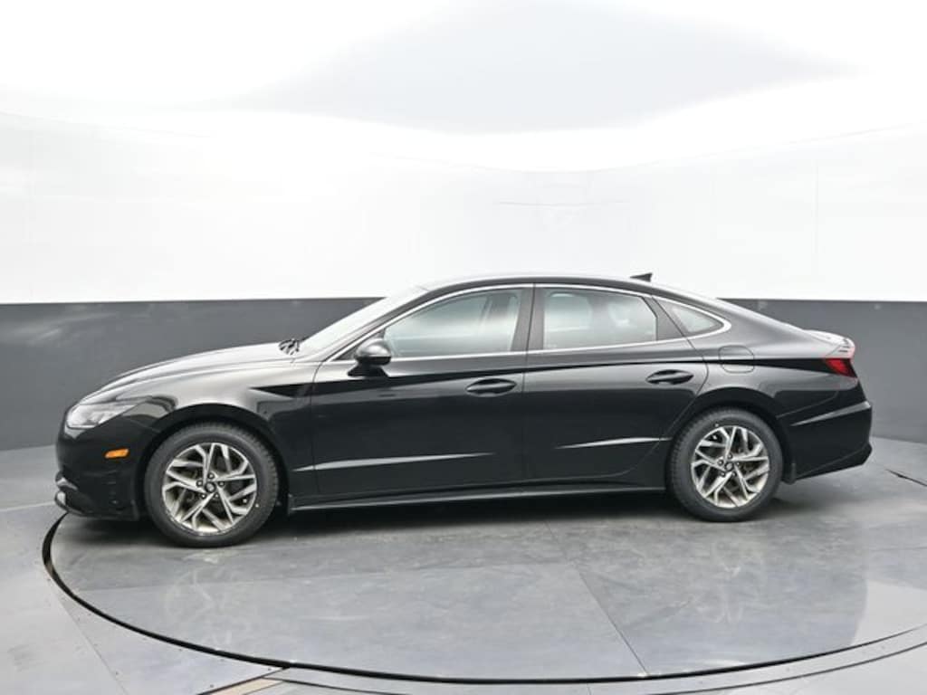 Used 2022 Hyundai Sonata SEL Sedan