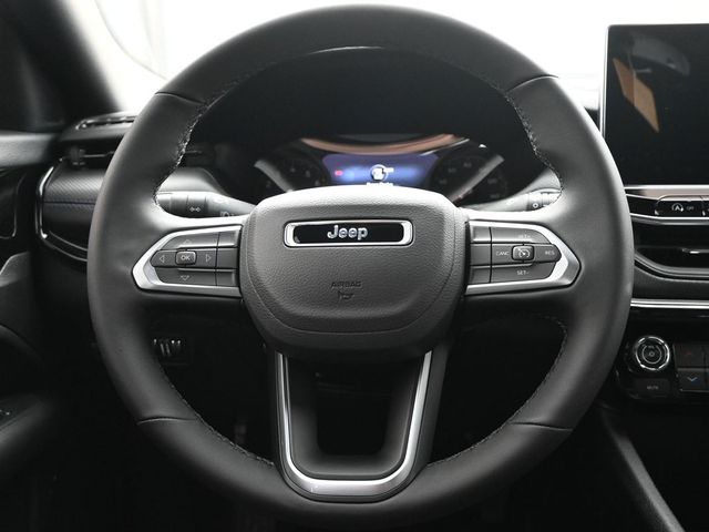 2025 Jeep Compass Latitude - Photo 28