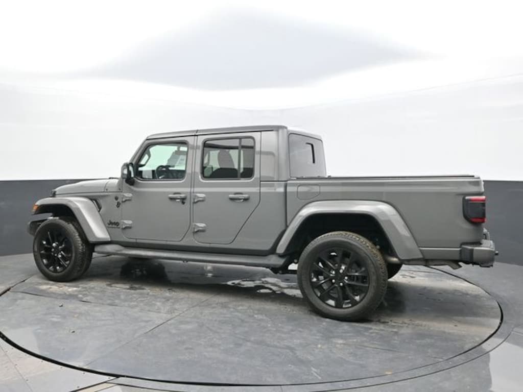 Used 2022 Jeep Gladiator High Altitude Truck
