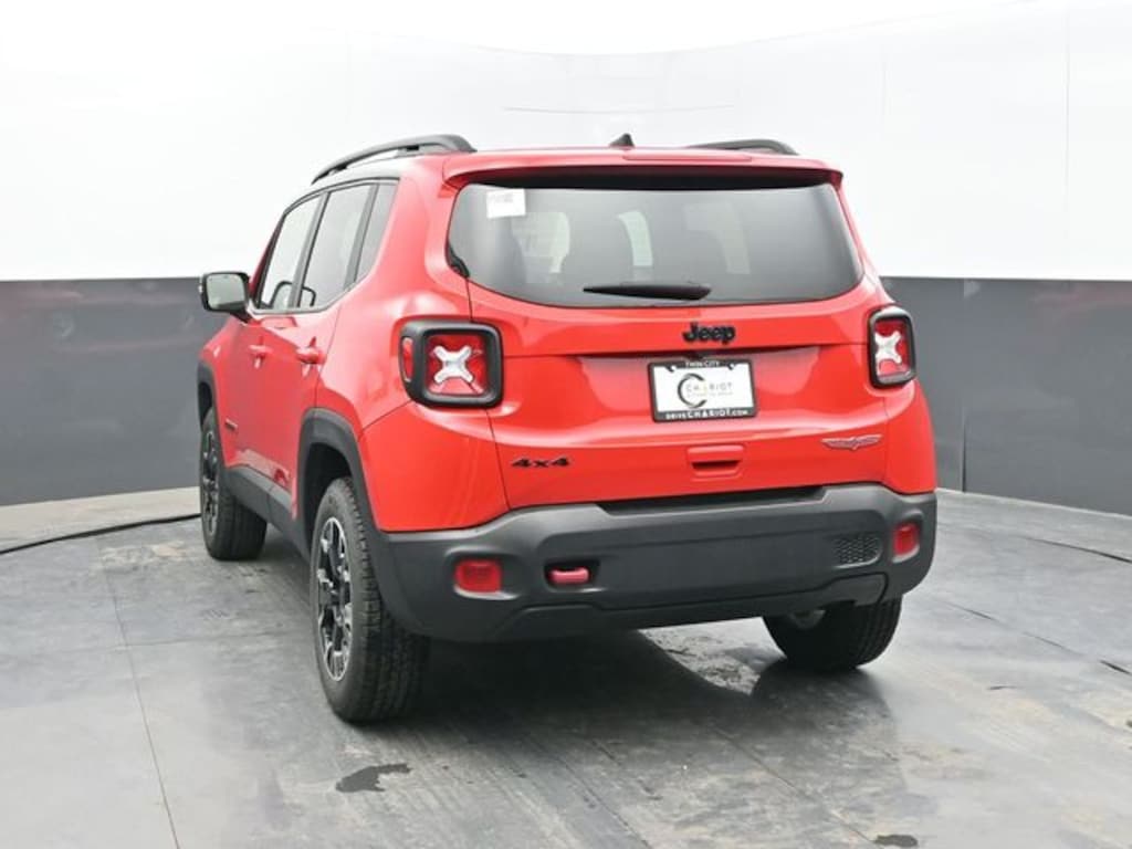 Used 2023 Jeep Renegade Trailhawk SUV