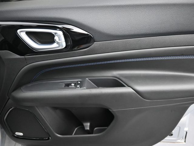 2025 Jeep Compass Limited - Photo 25