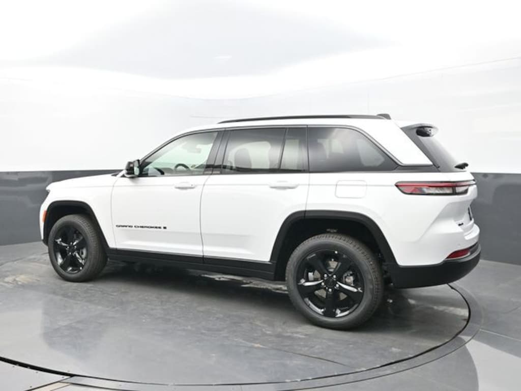 New 2026 Jeep Grand Cherokee Limited Sport Utility