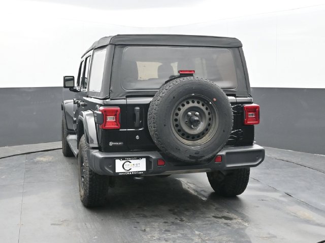Used 2018 Jeep Wrangler Unlimited Sahara SUV