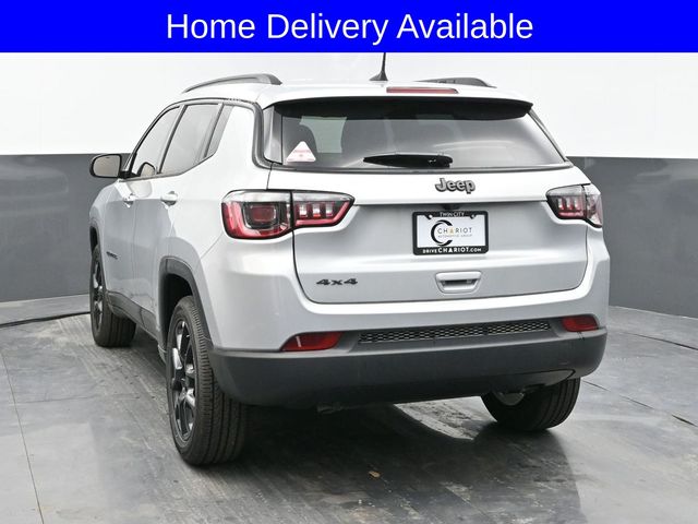 2025 Jeep Compass Latitude photo 4