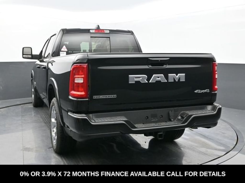 New 2025 Ram 1500 BIG HORN CREW CAB 4X4 5'7 BOX Pickup