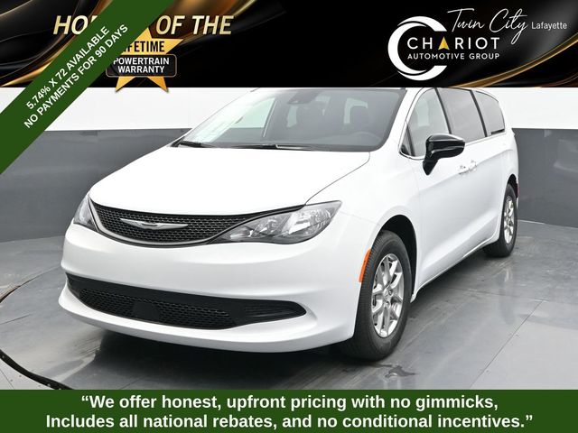 2026 Chrysler Voyager LX's photo