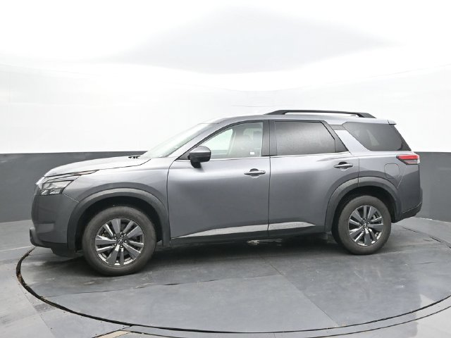 Used 2025 Nissan Pathfinder SV SUV