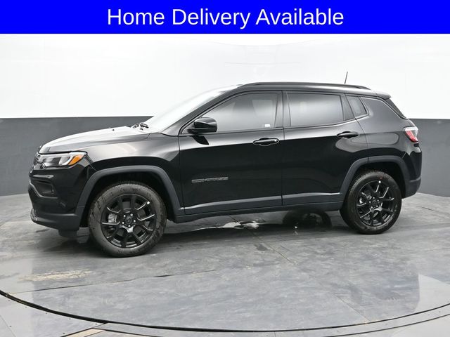2025 Jeep Compass Latitude photo 2