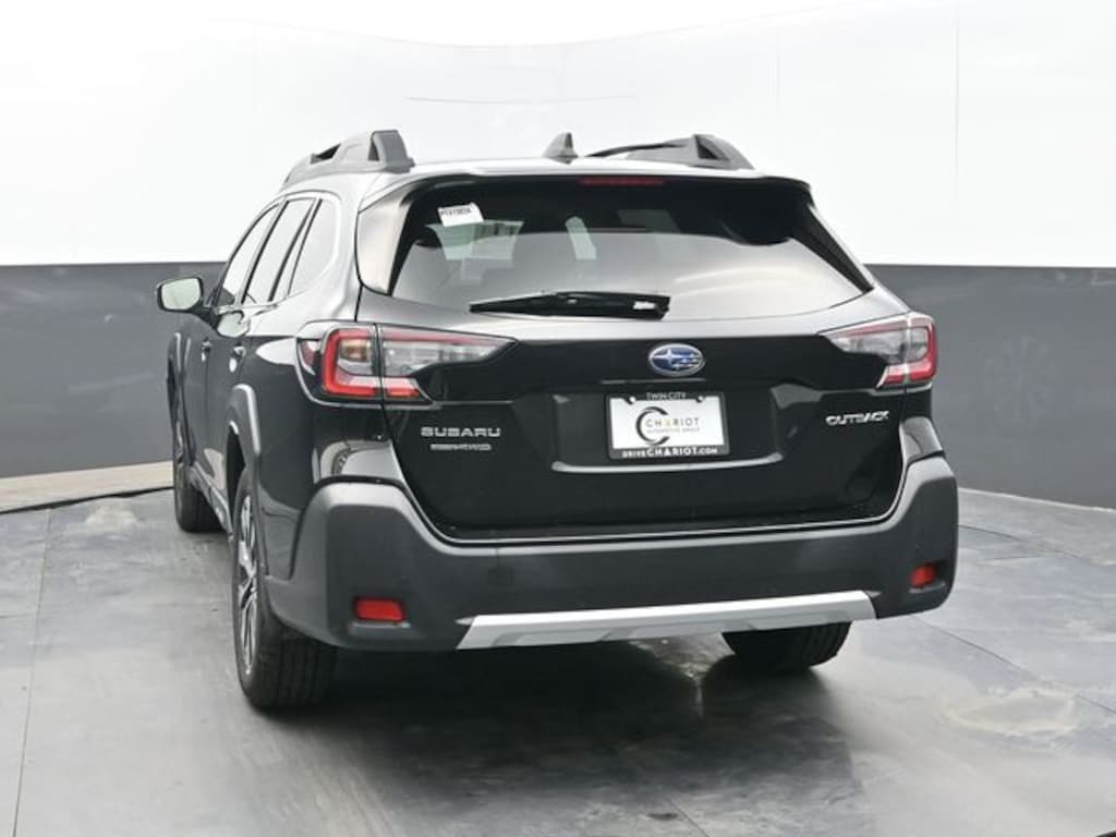 Used 2023 Subaru Outback Limited SUV