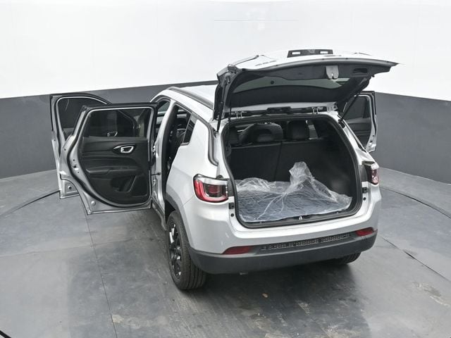 2025 Jeep Compass Latitude - Photo 73